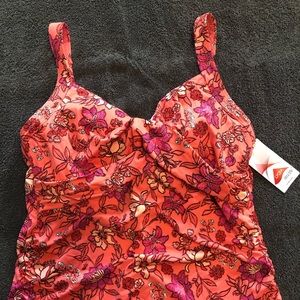 Womens Lands End Tankini top with built in wire bra, size 12. Peach/ purple. NWT